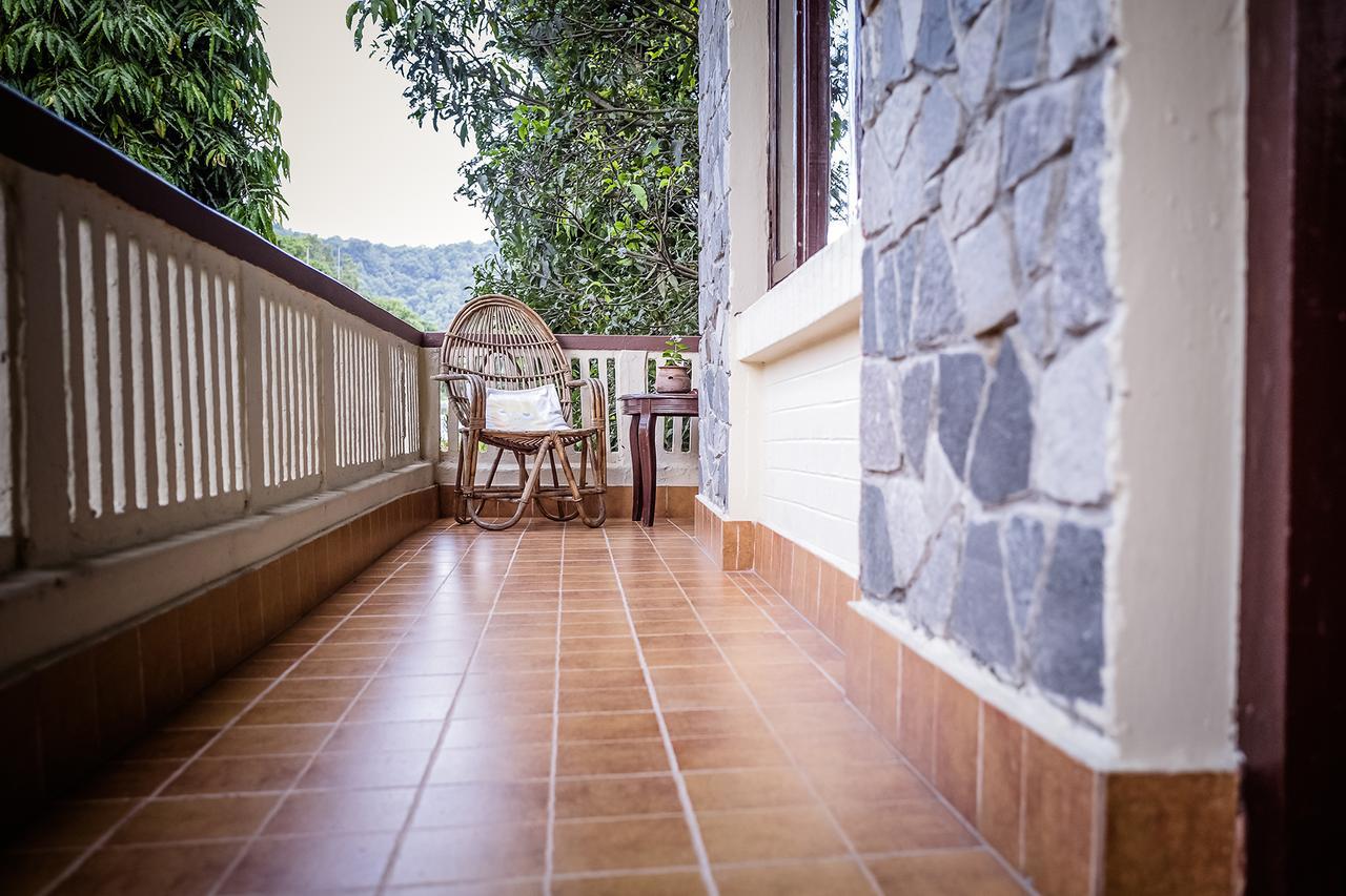 Mingtang Garden Cottage 名堂花园度假屋 Pokhara Exteriör bild