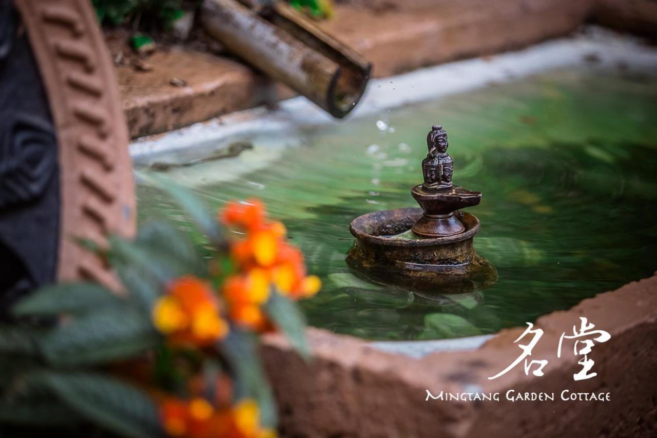 Mingtang Garden Cottage 名堂花园度假屋 Pokhara Exteriör bild
