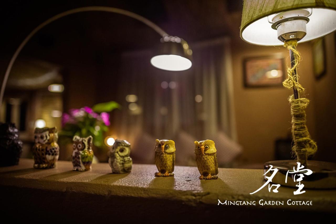 Mingtang Garden Cottage 名堂花园度假屋 Pokhara Exteriör bild